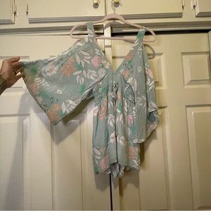 Kimono Sleeve With cold shoulder cutout Romper